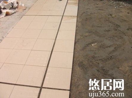 鋪貼地磚需提前規(guī)劃